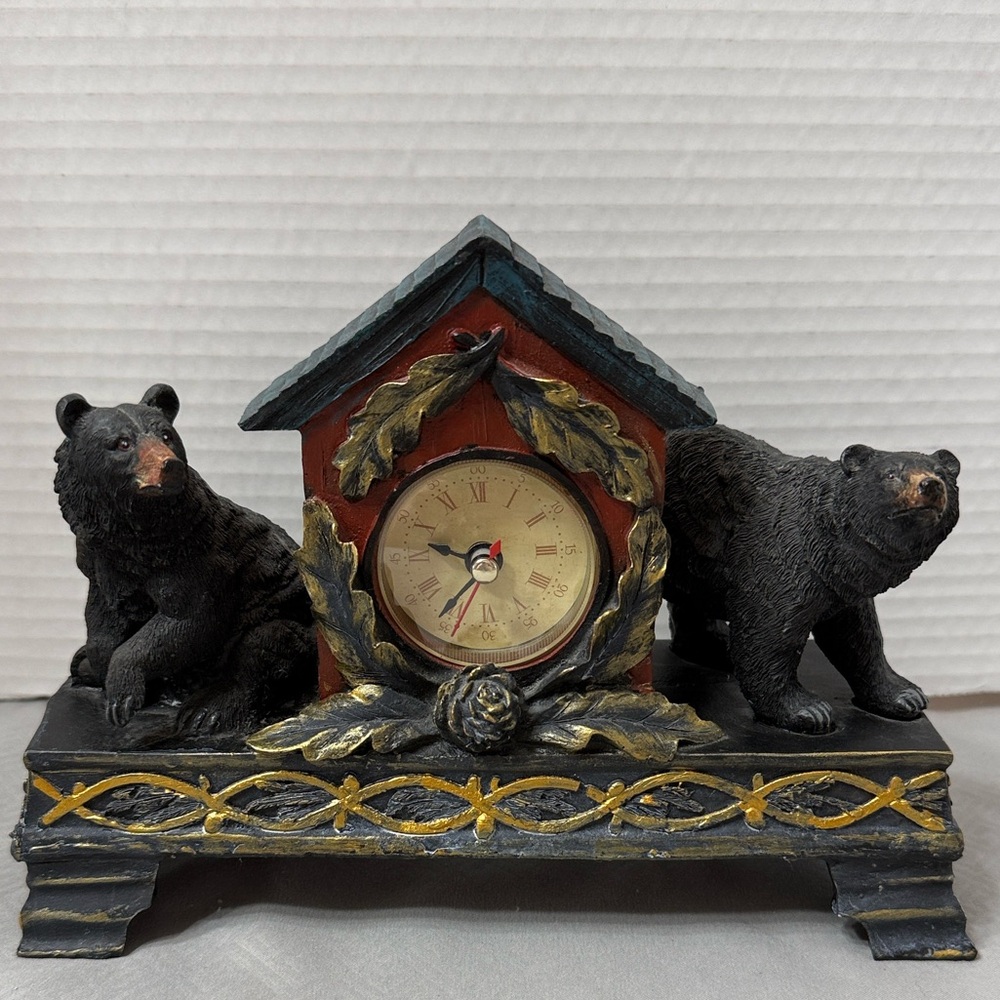 Vintage Rustic Woodlands Black Bear Mantel Clock Resin Leaf Pine Cone Accent